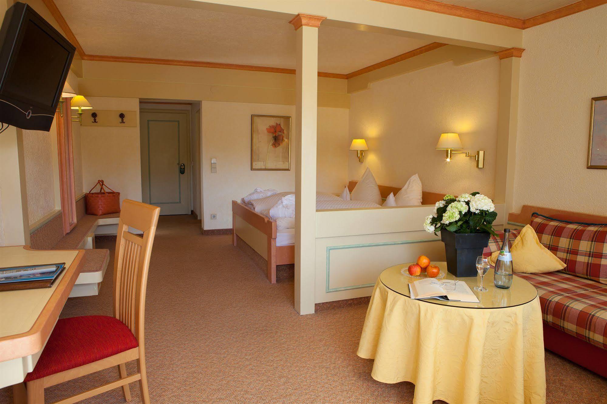 Hotel Lamm Baiersbronn Mitteltal 외부 사진